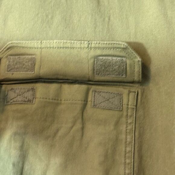 Duluth Trading Co. XL Tall olive green short sleeve canvas heavy duty shirt two - Picture 8 of 11